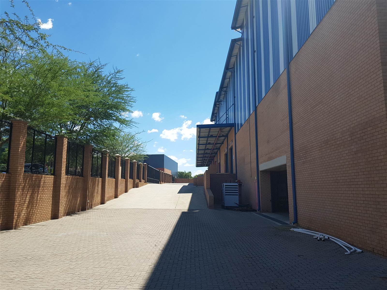 8271  m² Industrial space in Rooihuiskraal photo number 19