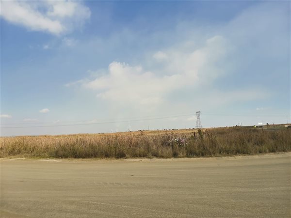 2923 m² Land available in Secunda
