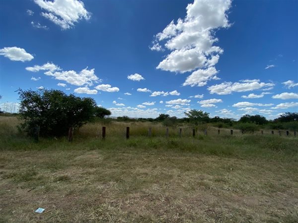1.5 ha Land available in Bendor