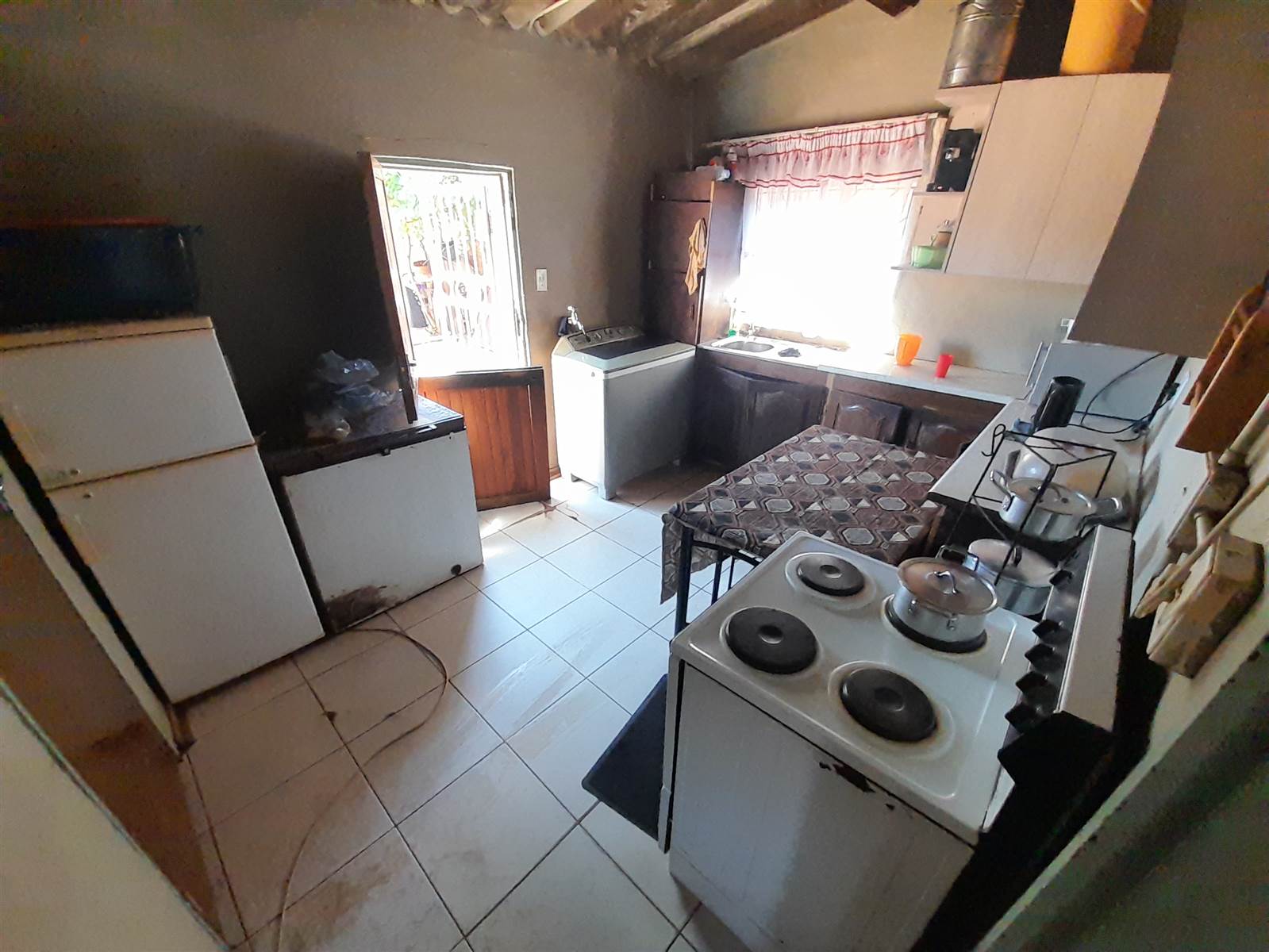 2 Bed House in Atteridgeville photo number 6