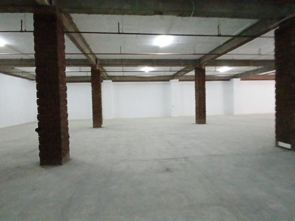 411.5  m² Retail Space