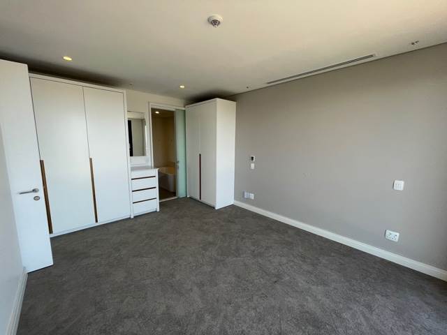 2 Bed Apartment in Sandown photo number 23