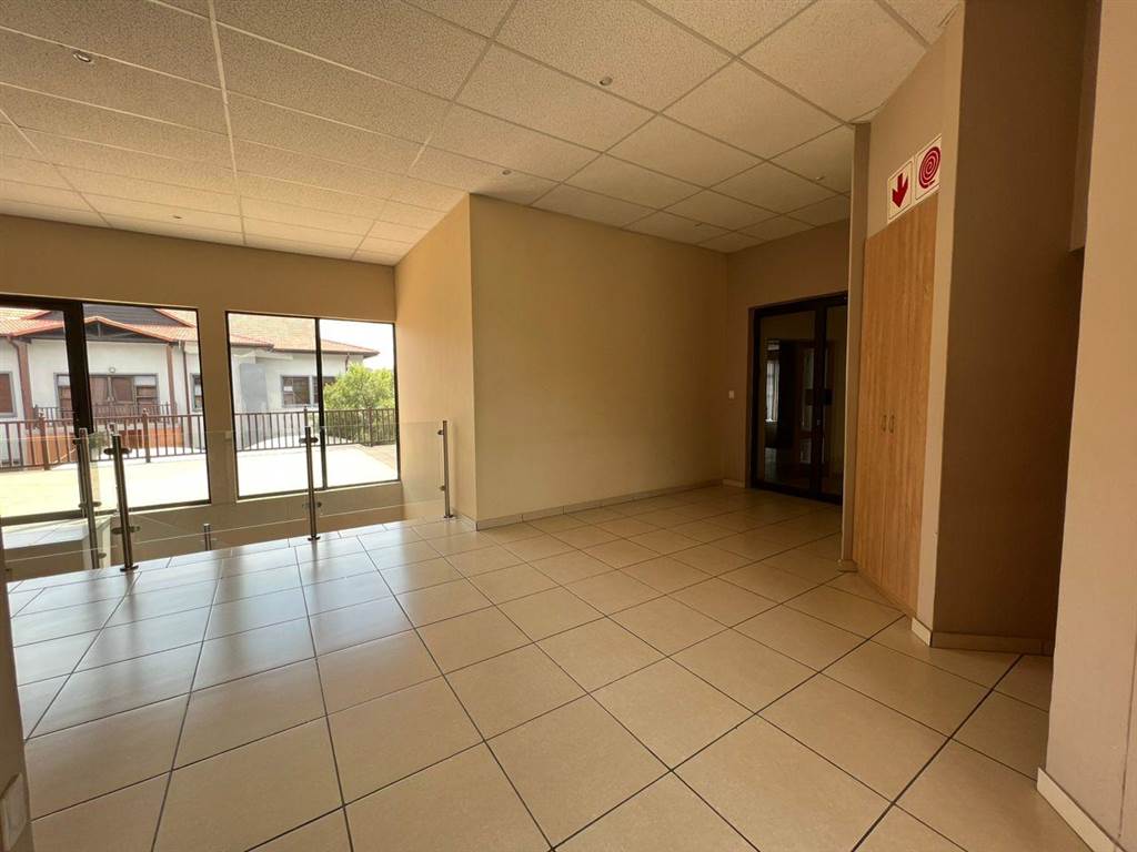405  m² Commercial space in Allens Nek photo number 8