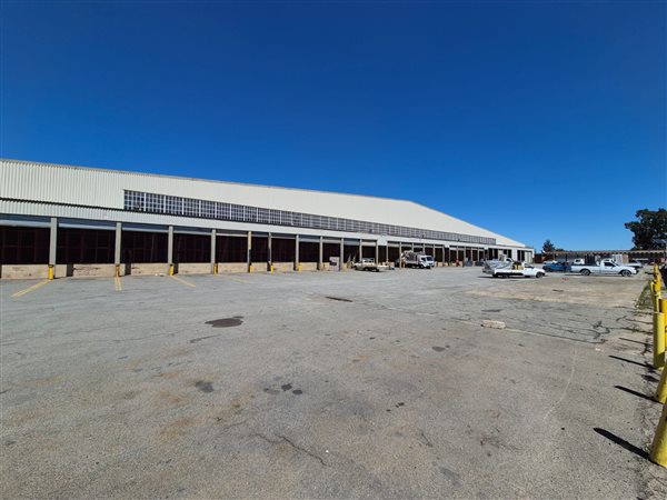 19 779 m² Industrial space 19 779 m² Industrial space