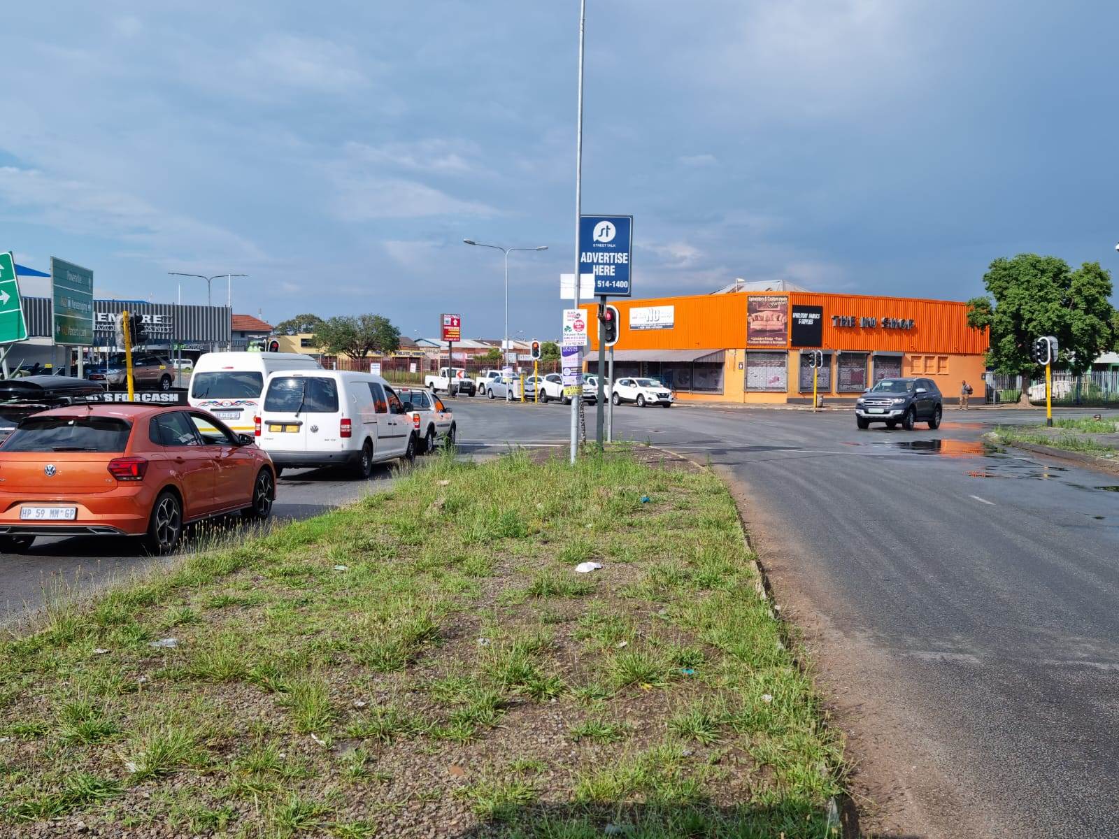 400  m² Commercial space in Vereeniging Central photo number 2
