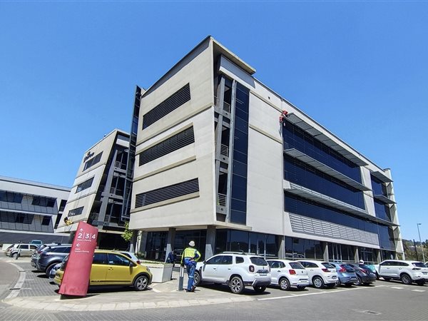 4 808  m² Commercial space