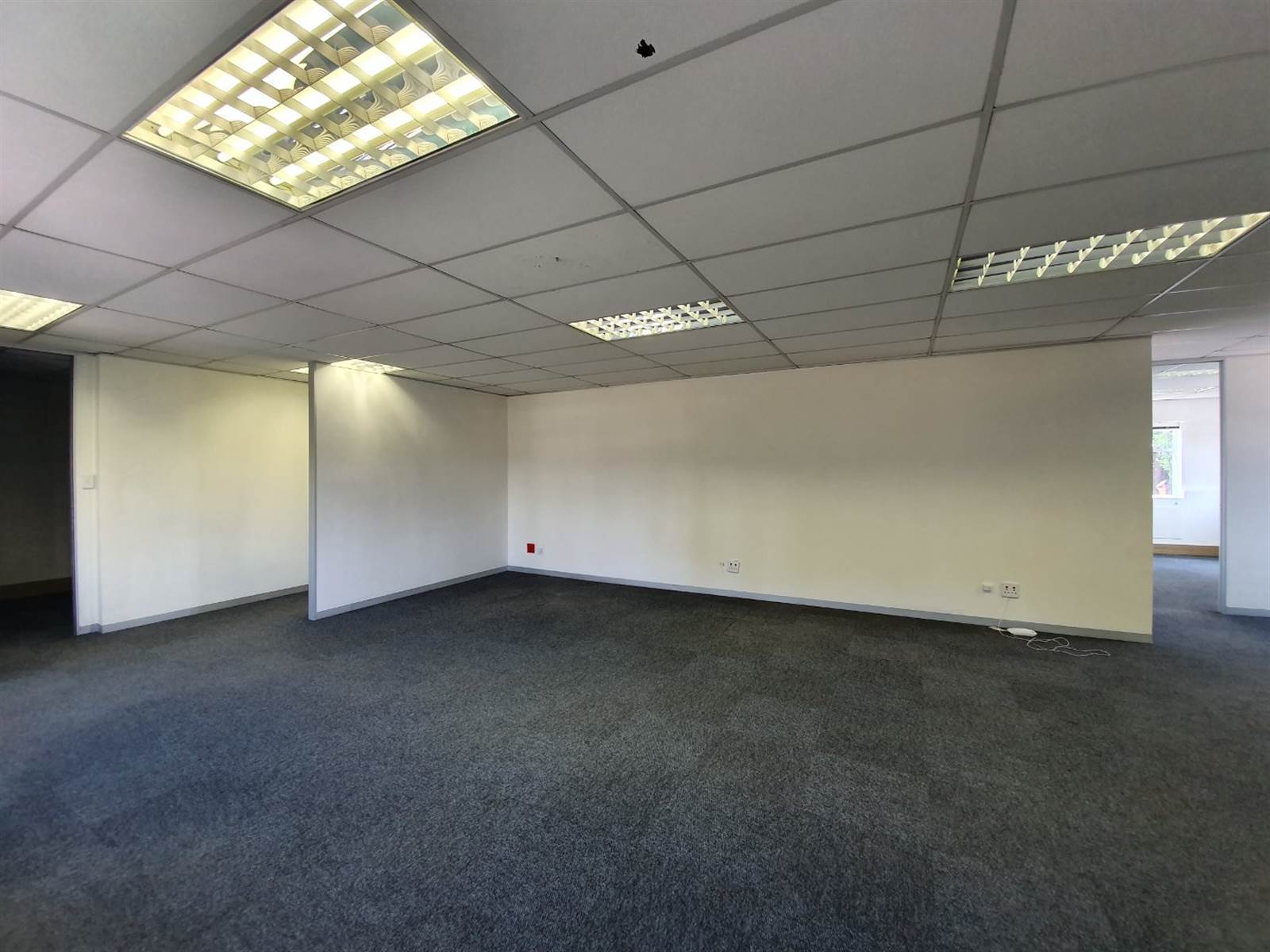 208  m² Commercial space in Fourways photo number 10