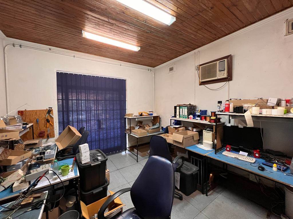 132  m² Office Space in Pietermaritzburg Central photo number 3