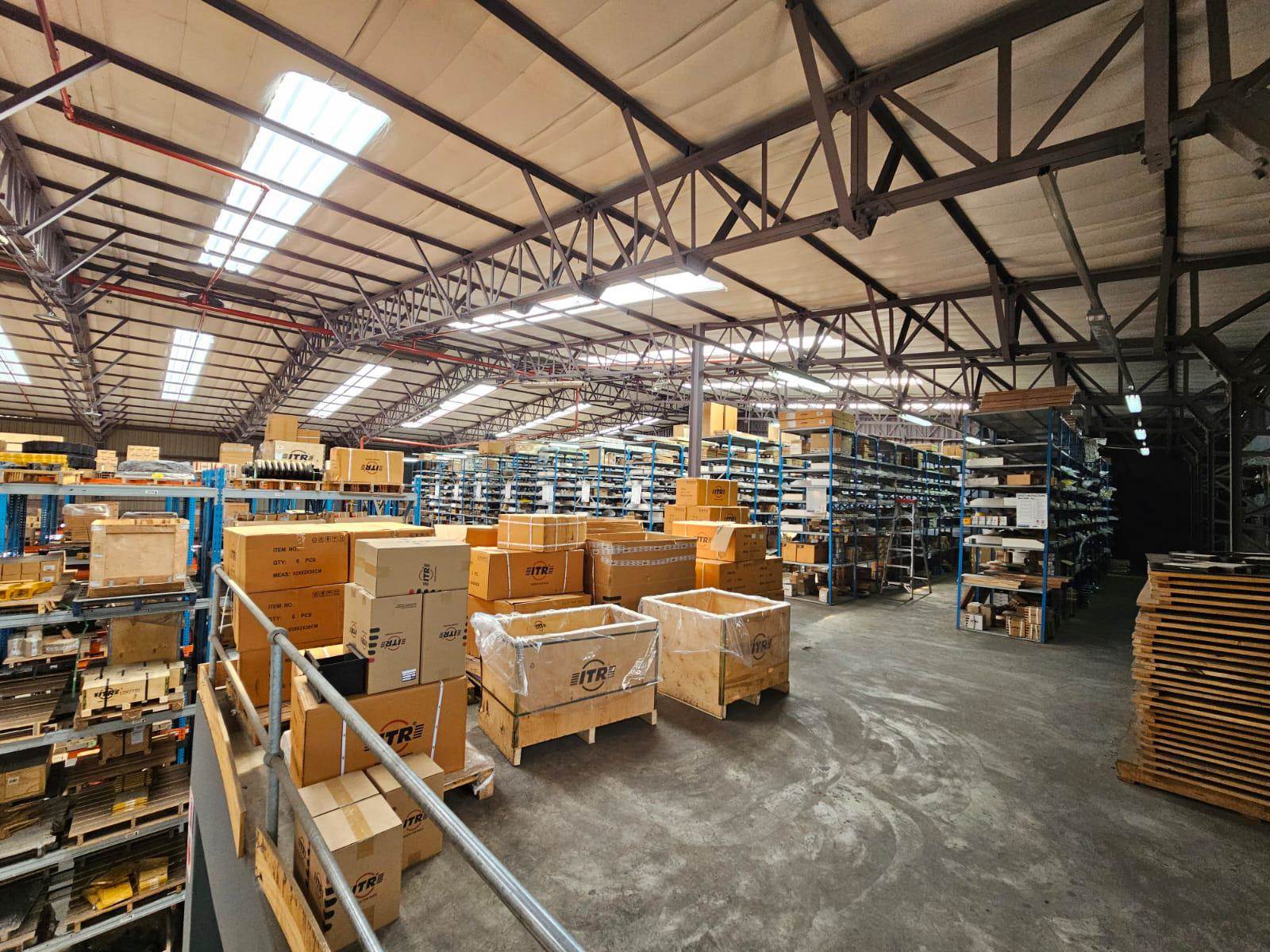 3023  m² Industrial space in Benrose photo number 25