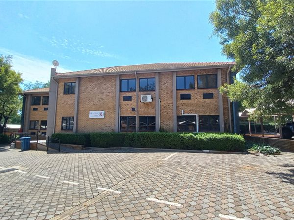 286  m² Commercial space in Newlands