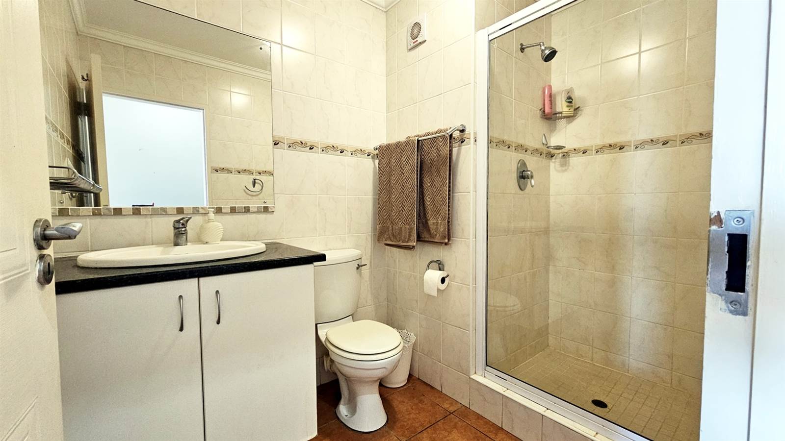 3 Bed Apartment in Ramsgate photo number 24
