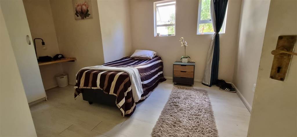 3 Bed Apartment in Gordons Bay Central photo number 11