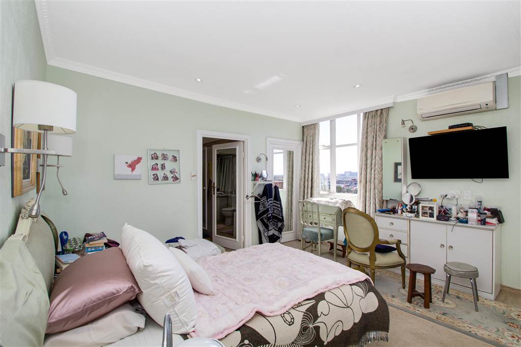 5 Bed Apartment for sale in Killarney T4207372 Private Property