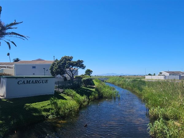 3 Bedroom Townhouse 3 Bedroom Townhouse