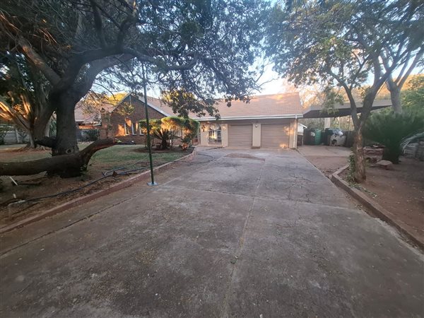 3 Bedroom House 3 Bedroom House