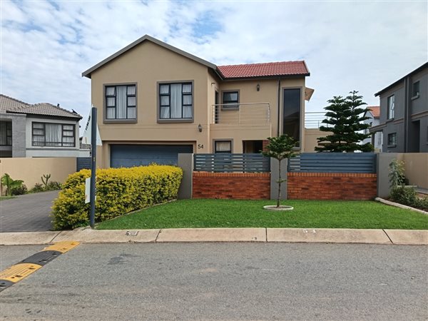4 Bedroom House 4 Bedroom House