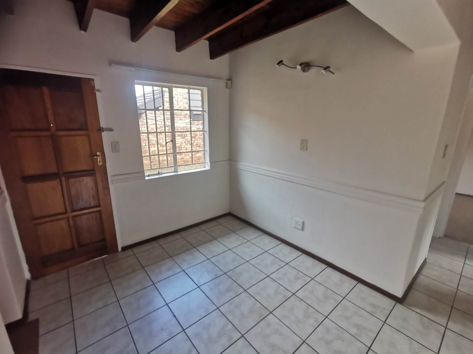 3 Bed Townhouse in Centurion CBD photo number 6