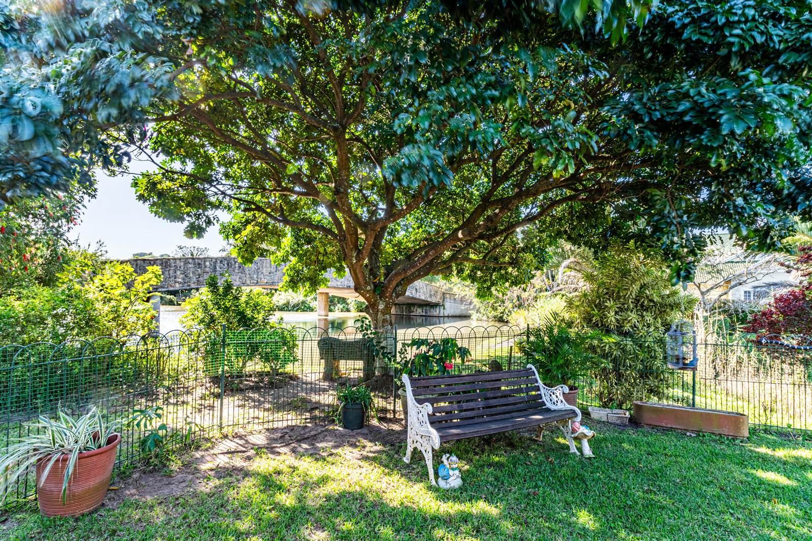 4 Bed Townhouse in Mt Edgecombe Estate 1 & 2 photo number 27