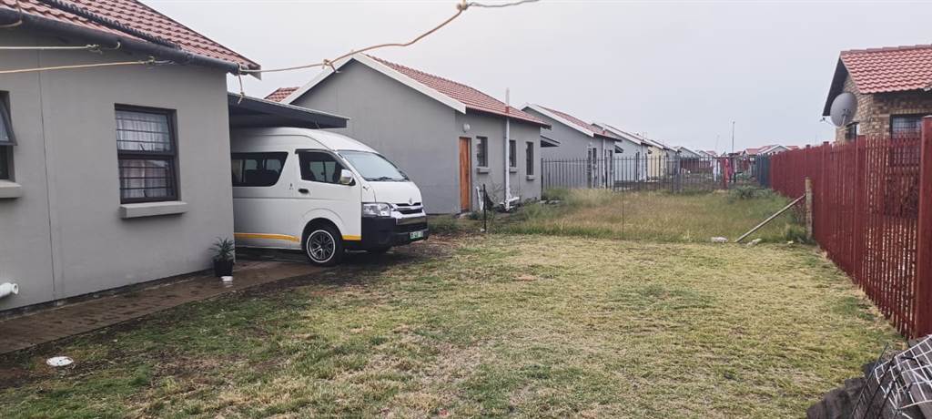 2 Bed House in Mangaung photo number 7
