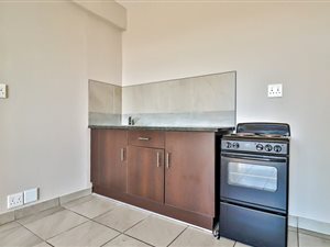 Bachelor apartment in Johannesburg Central