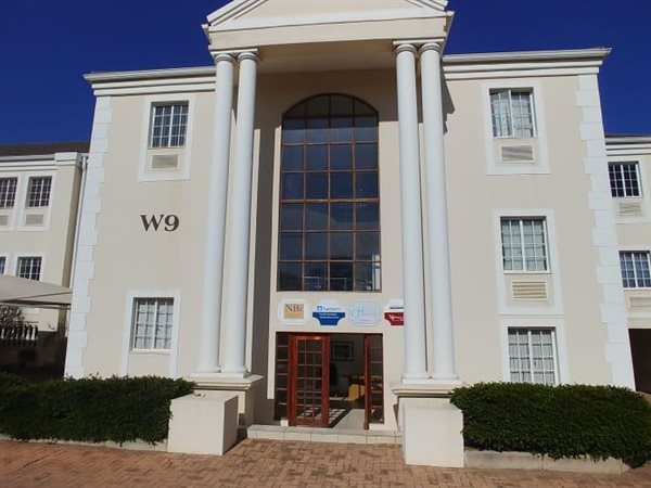103  m² Commercial space in Kempton Park Central