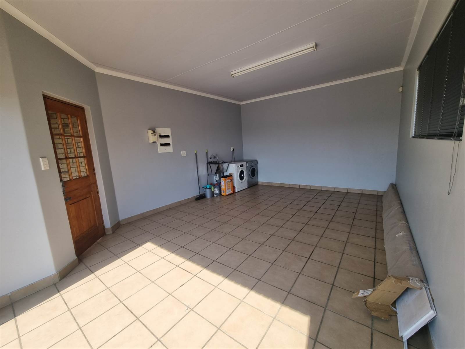 2 Bed Townhouse in Bergsig photo number 17