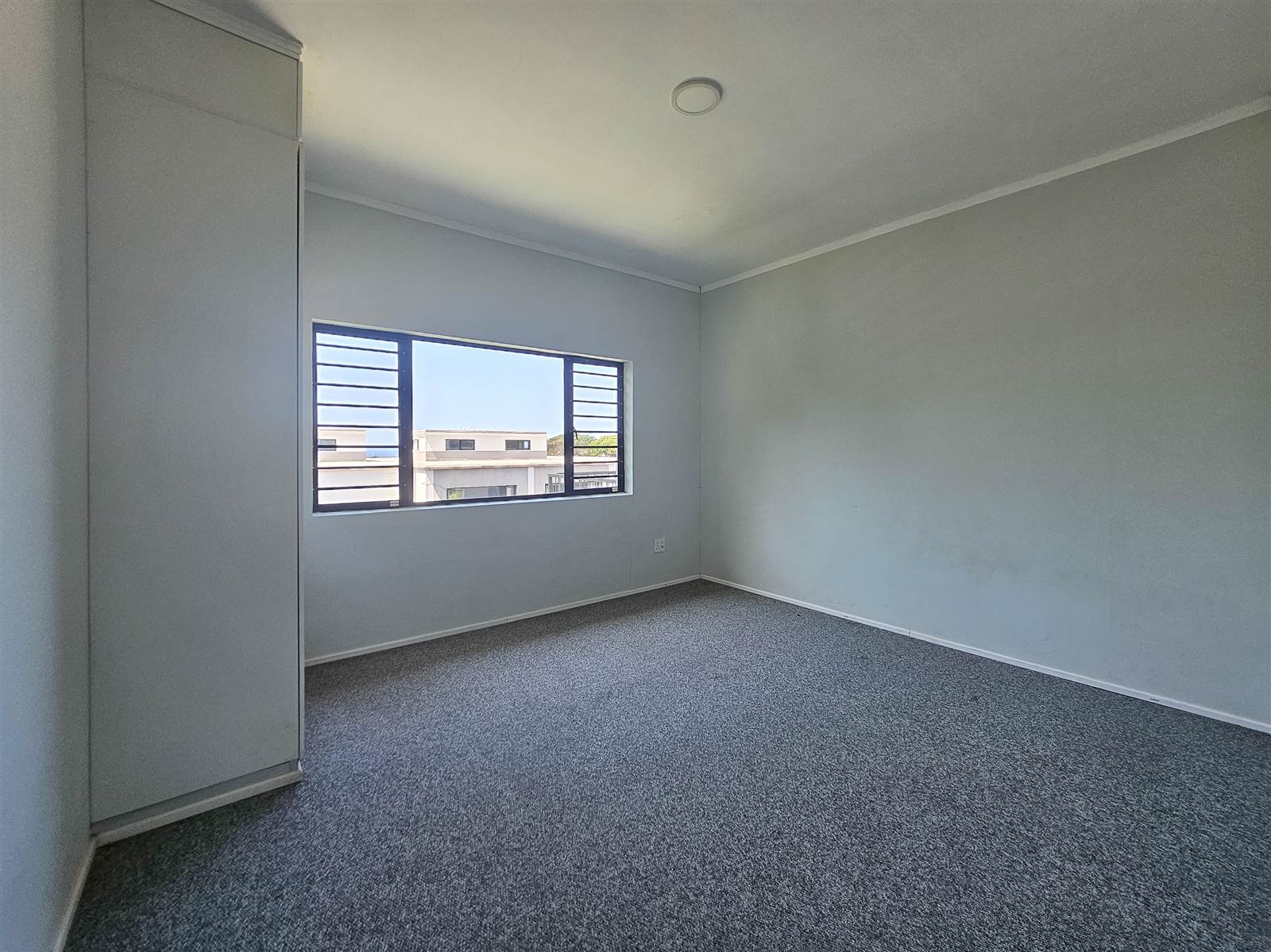 3 Bed Townhouse in Doonside photo number 23