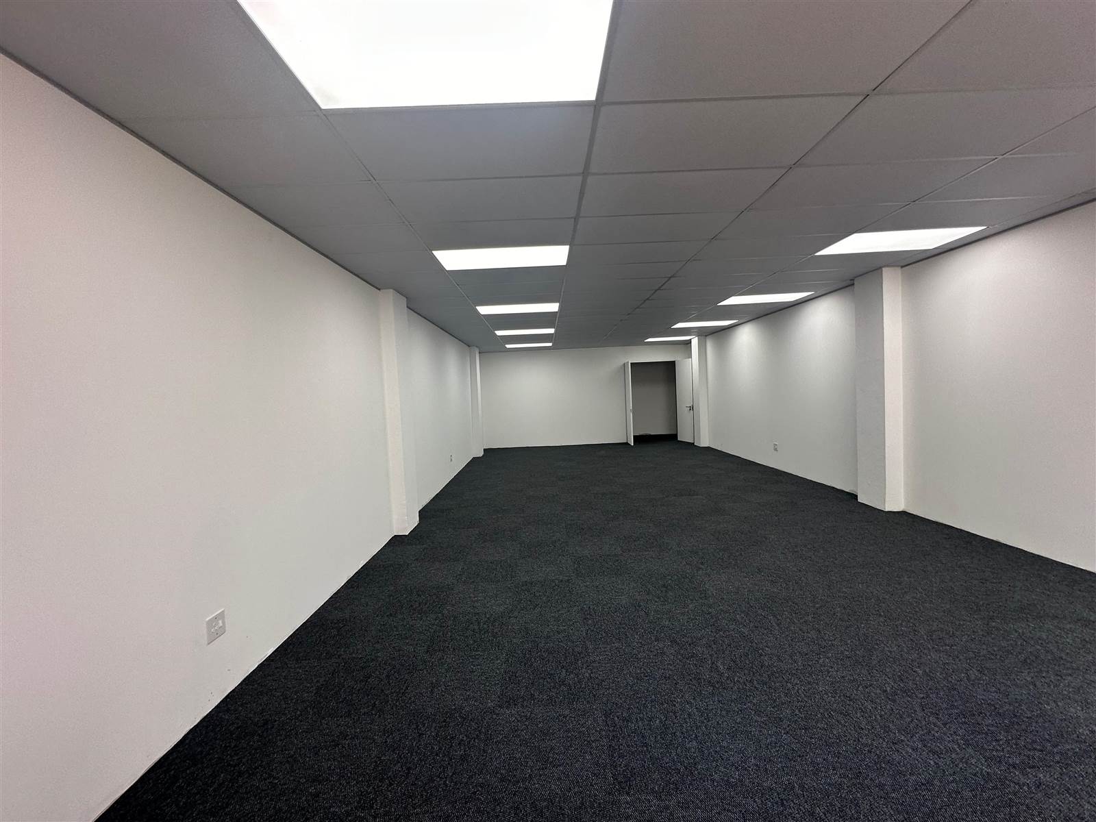 79  m² Commercial space in New Redruth photo number 13