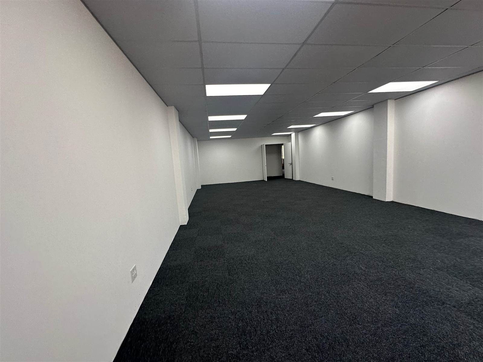 79  m² Commercial space in New Redruth photo number 9