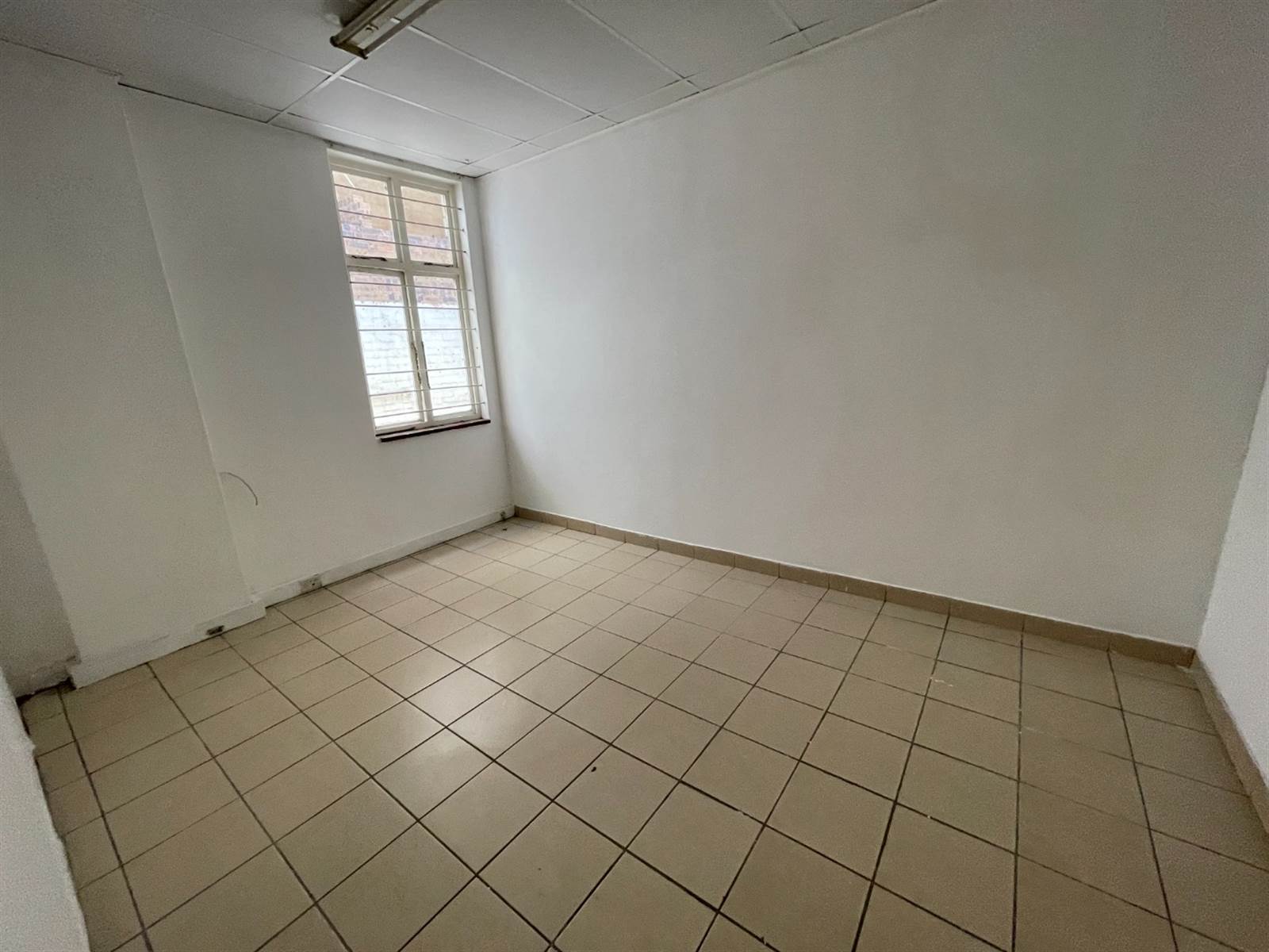 Commercial space in Durban CBD photo number 11