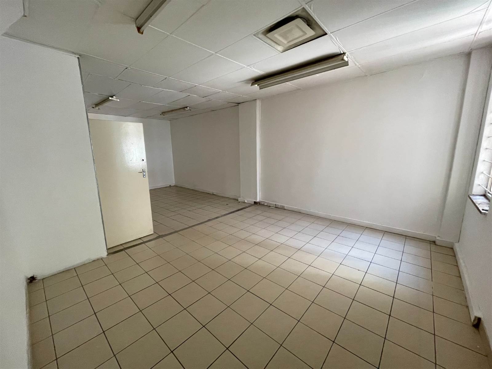 Commercial space in Durban CBD photo number 4