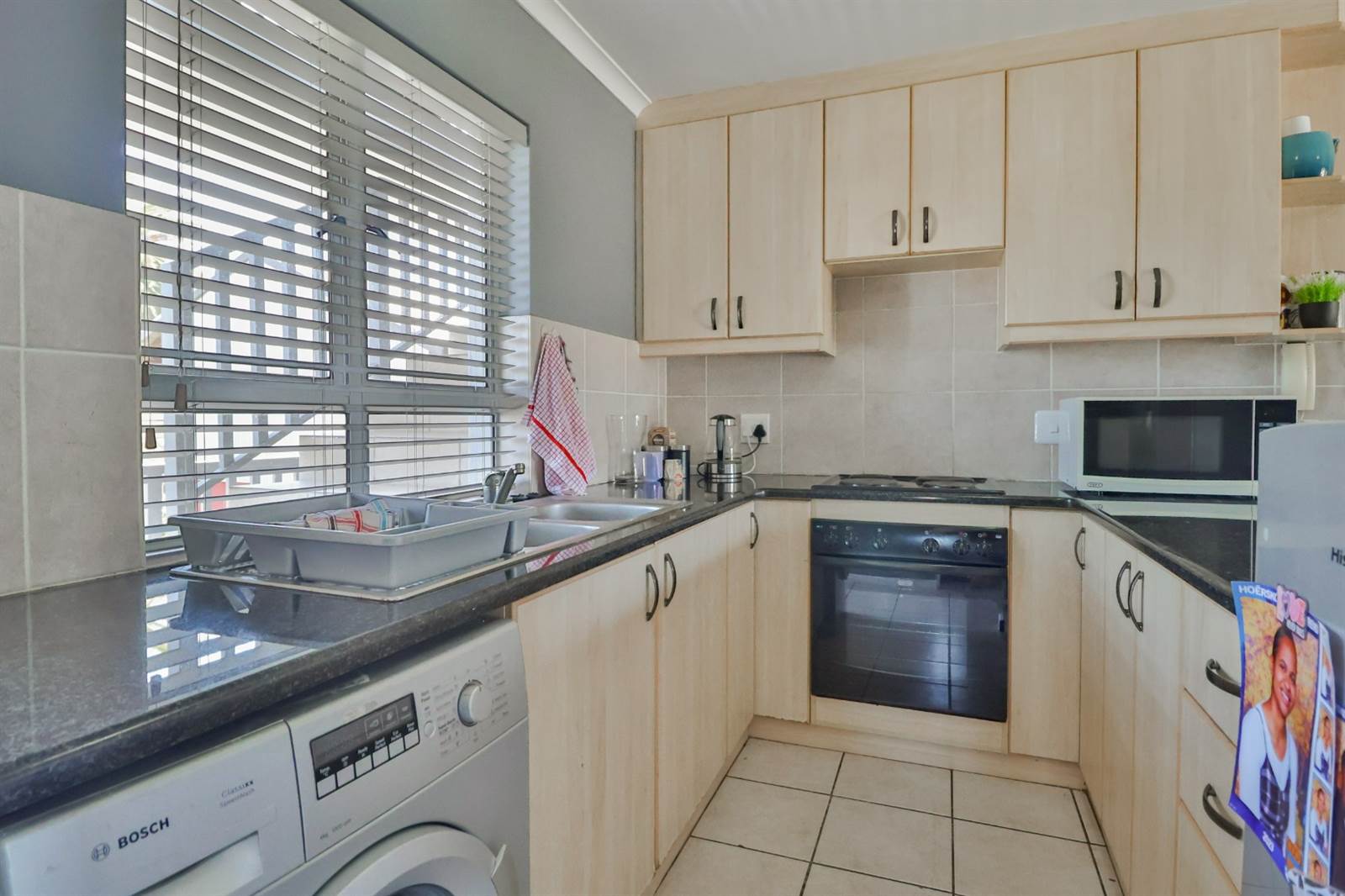 2 Bed Apartment in Knysna Central photo number 13