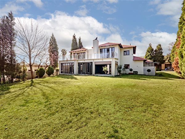 4 Bedroom House 4 Bedroom House