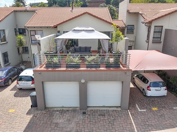 3 Bed Townhouse in Linksfield