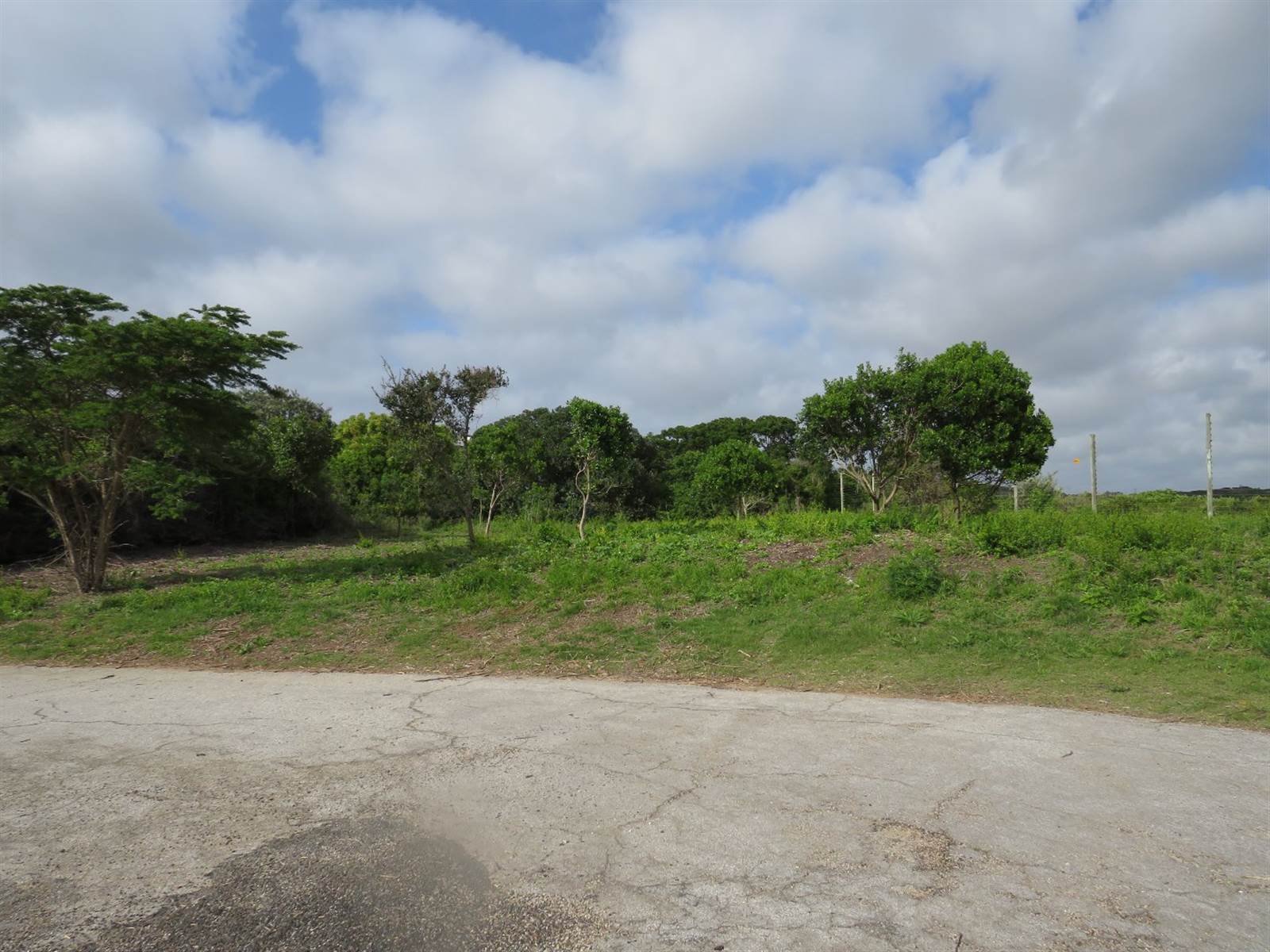 591 m² Land available in Kleinemonde photo number 3
