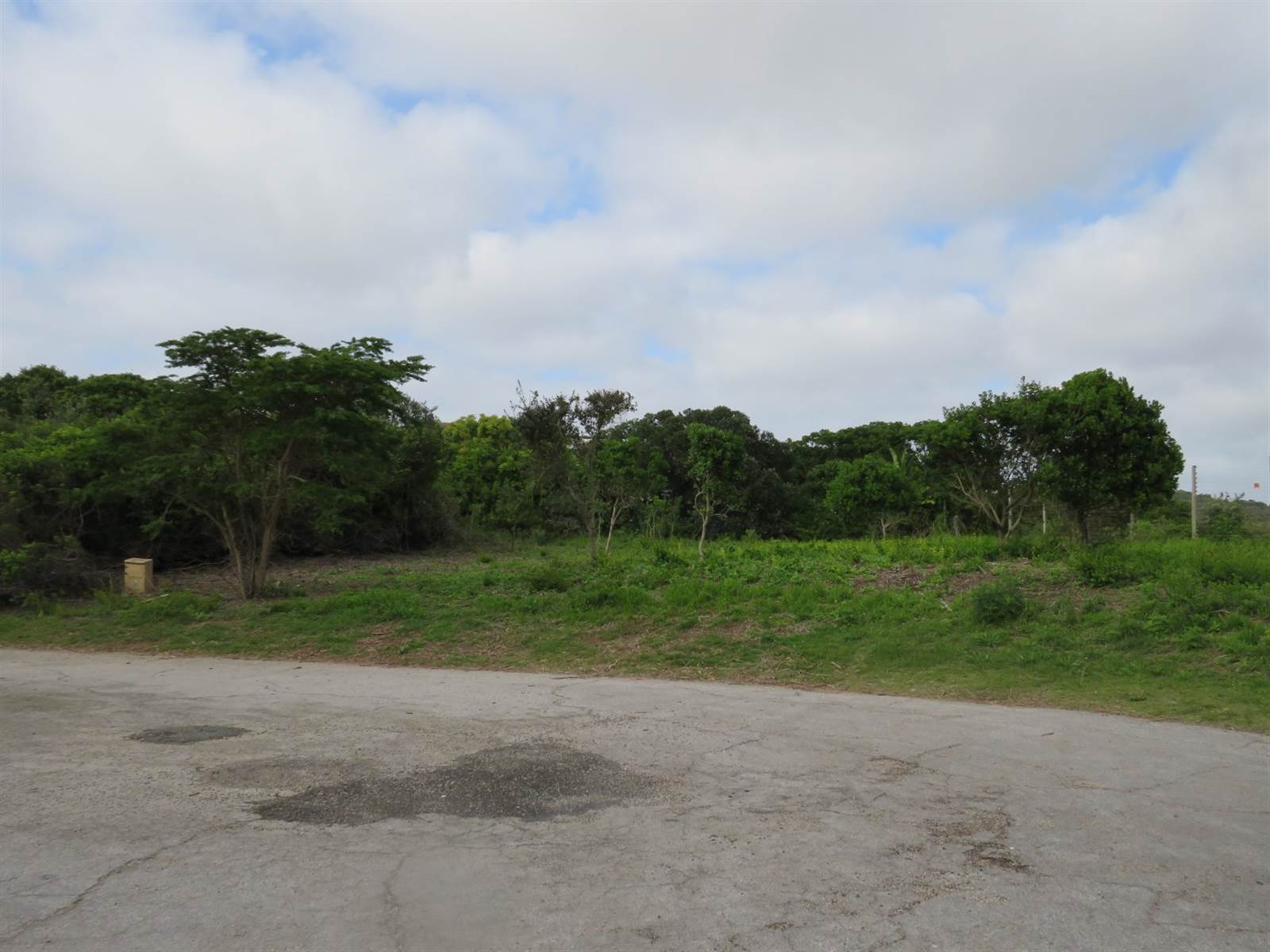 591 m² Land available in Kleinemonde photo number 4