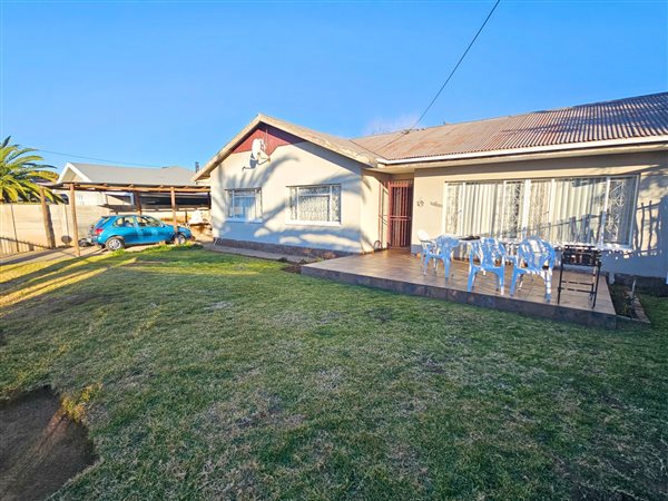 3 Bedroom House 3 Bedroom House