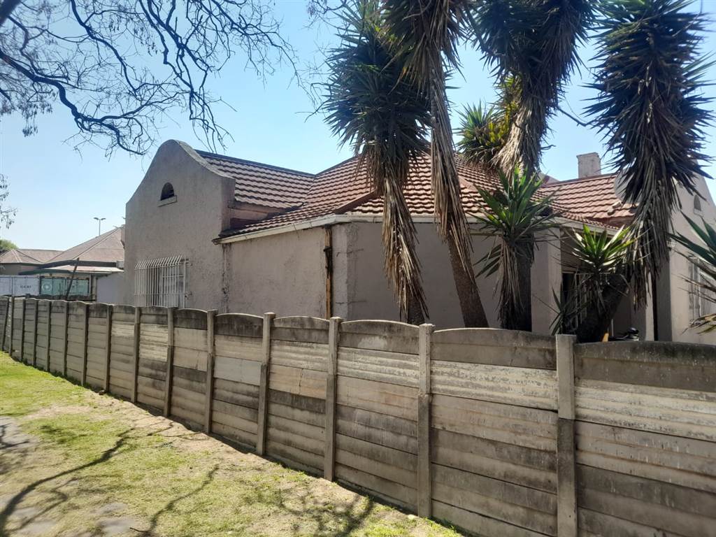 15 Bed House in Boksburg North photo number 12
