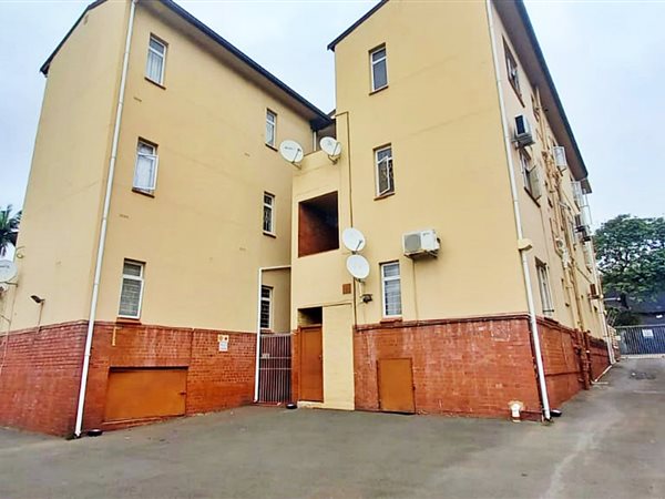 3 Bed Apartment