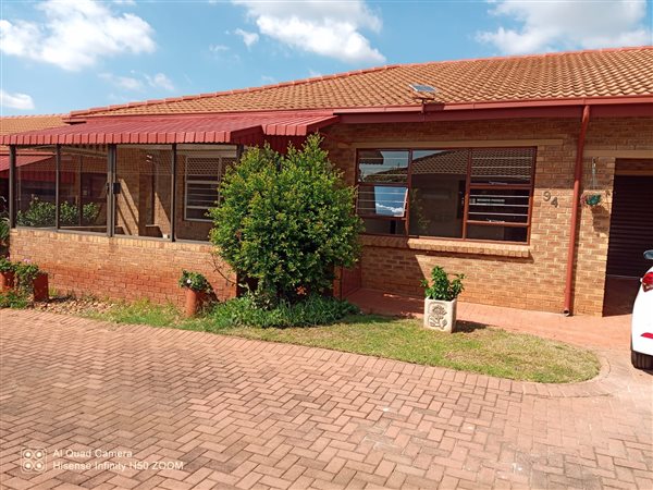 2 Bedroom Townhouse 2 Bedroom Townhouse
