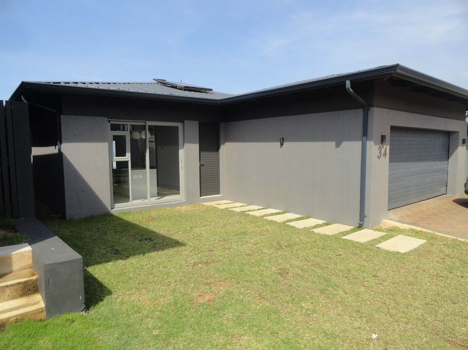 3 Bed Townhouse in Sibaya Precinct photo number 1