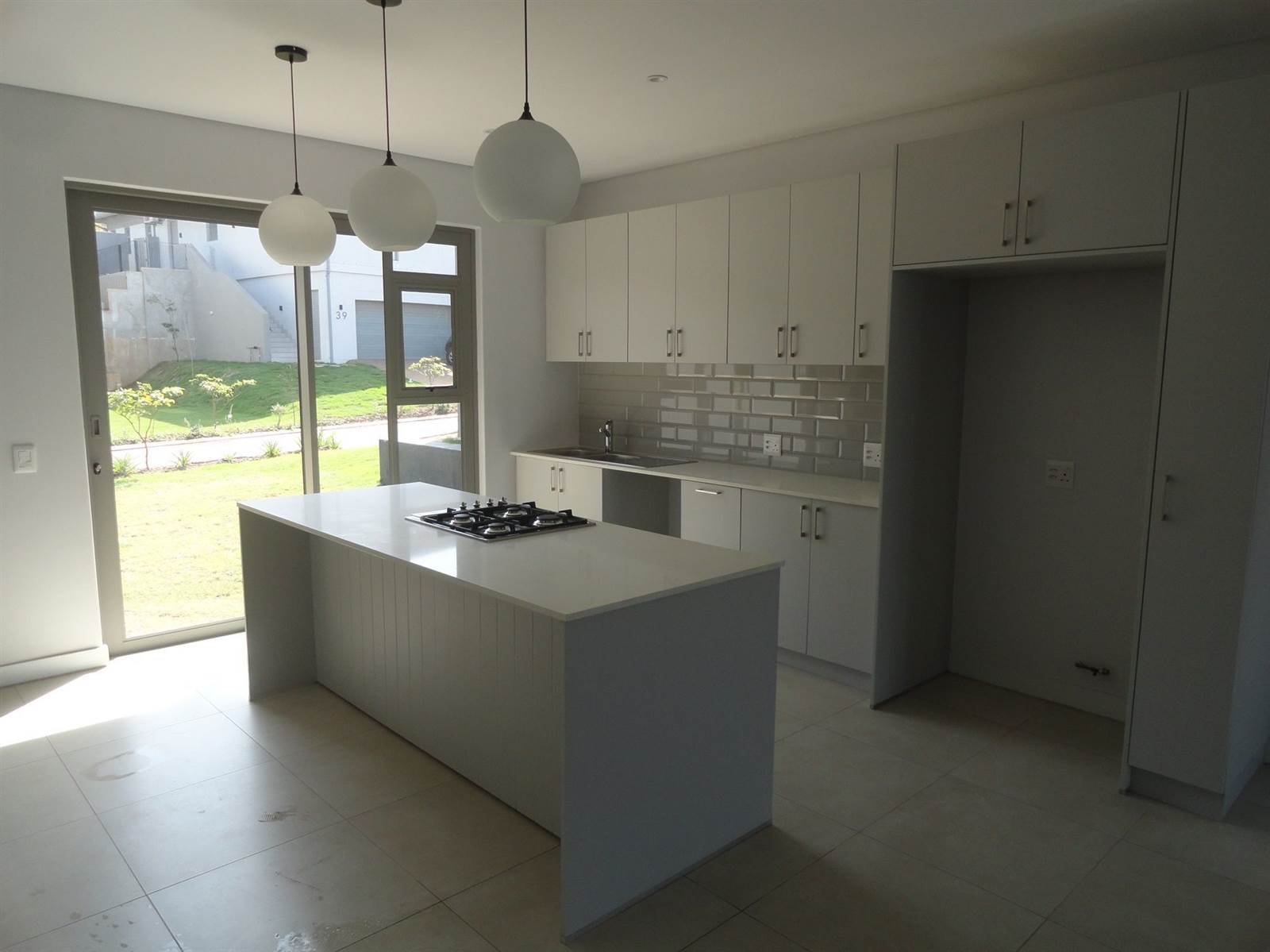 3 Bed Townhouse in Sibaya Precinct photo number 8