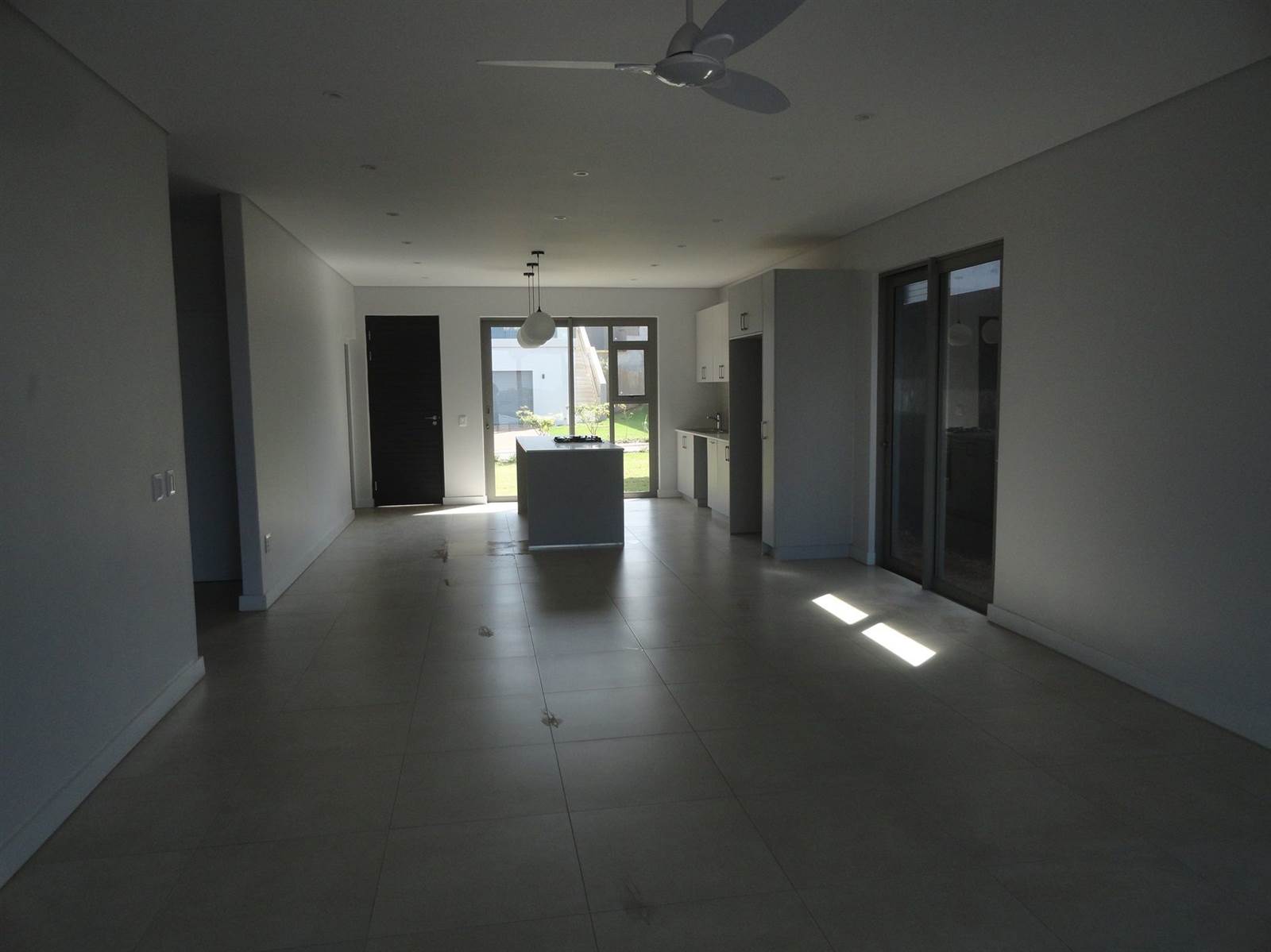 3 Bed Townhouse in Sibaya Precinct photo number 6