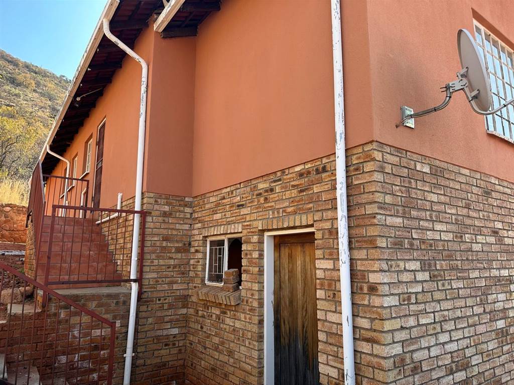 3 Bed House in Tlhabane photo number 20