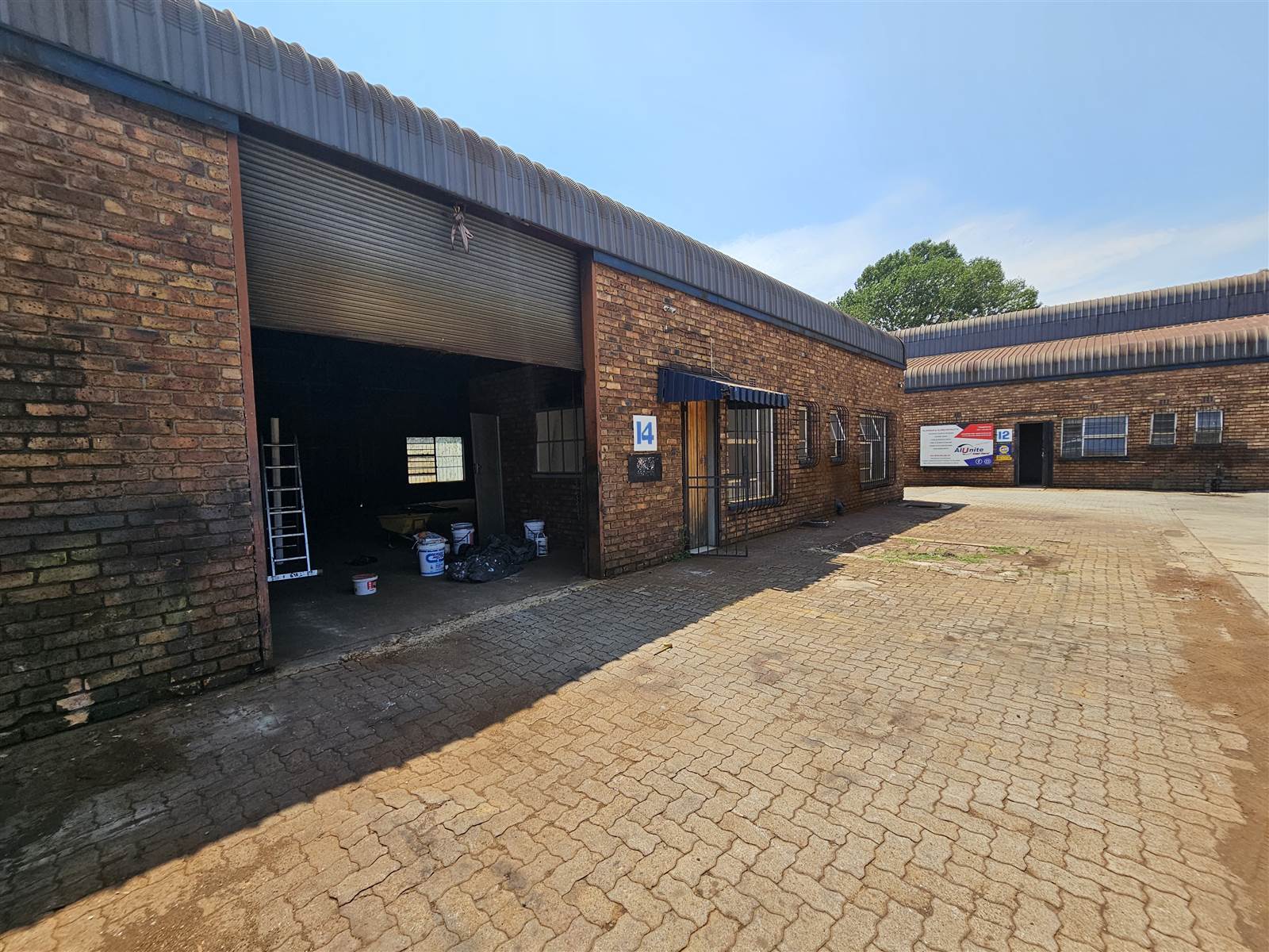 225  m² Industrial space in Benoni South photo number 2