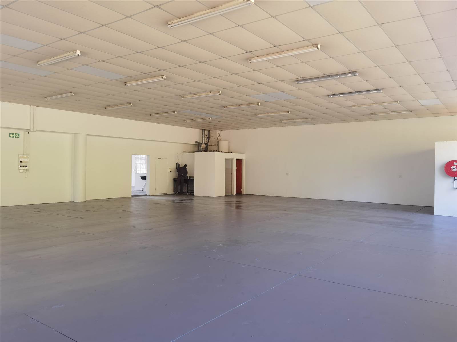1255  m² Commercial space in Woodstock photo number 3