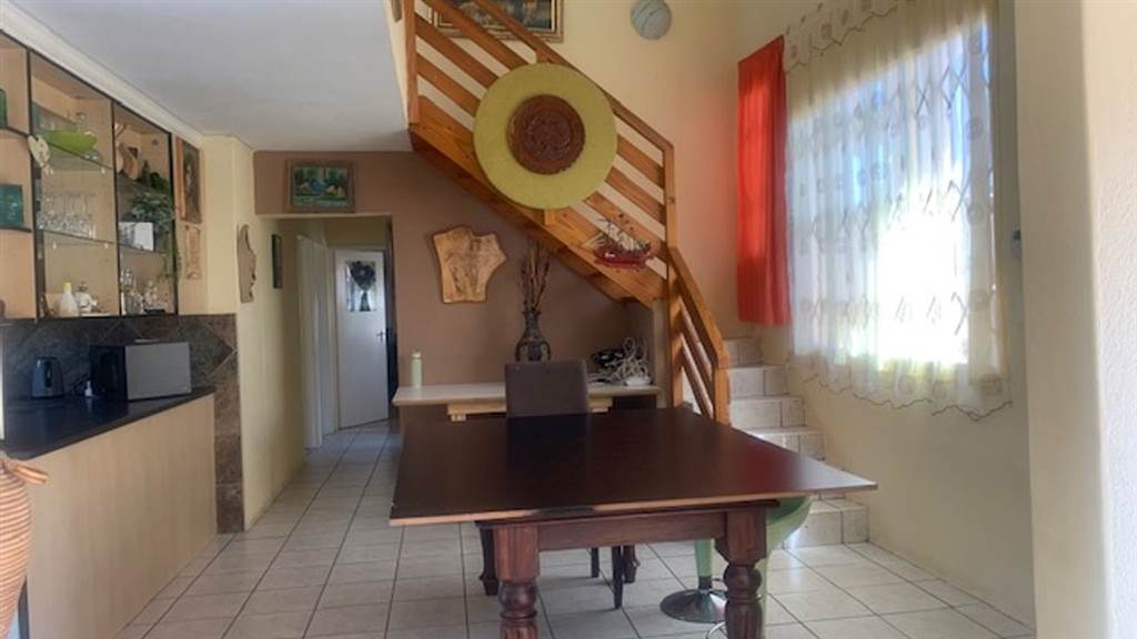 4 Bed House in Ormonde photo number 16