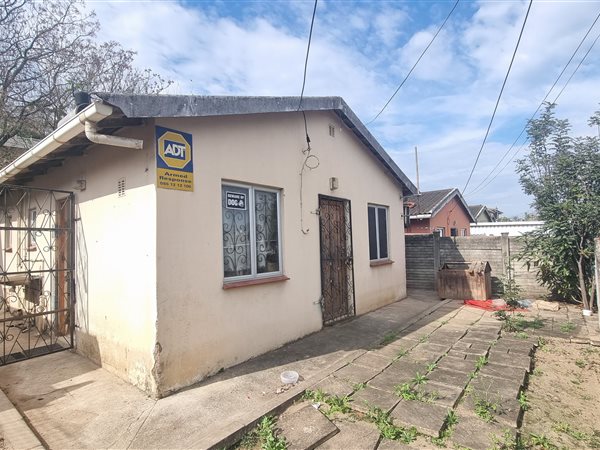 3 Bedroom House 3 Bedroom House