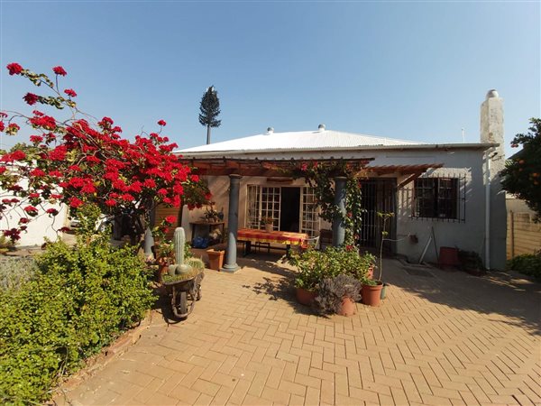 3 Bedroom House 3 Bedroom House