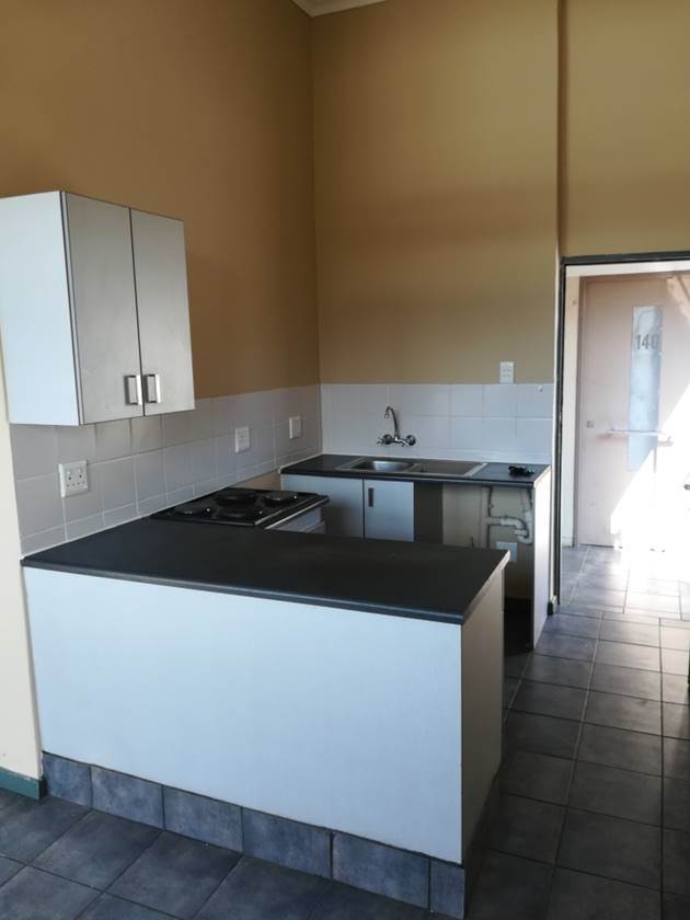 Bachelor apartment in Auckland Park photo number 4